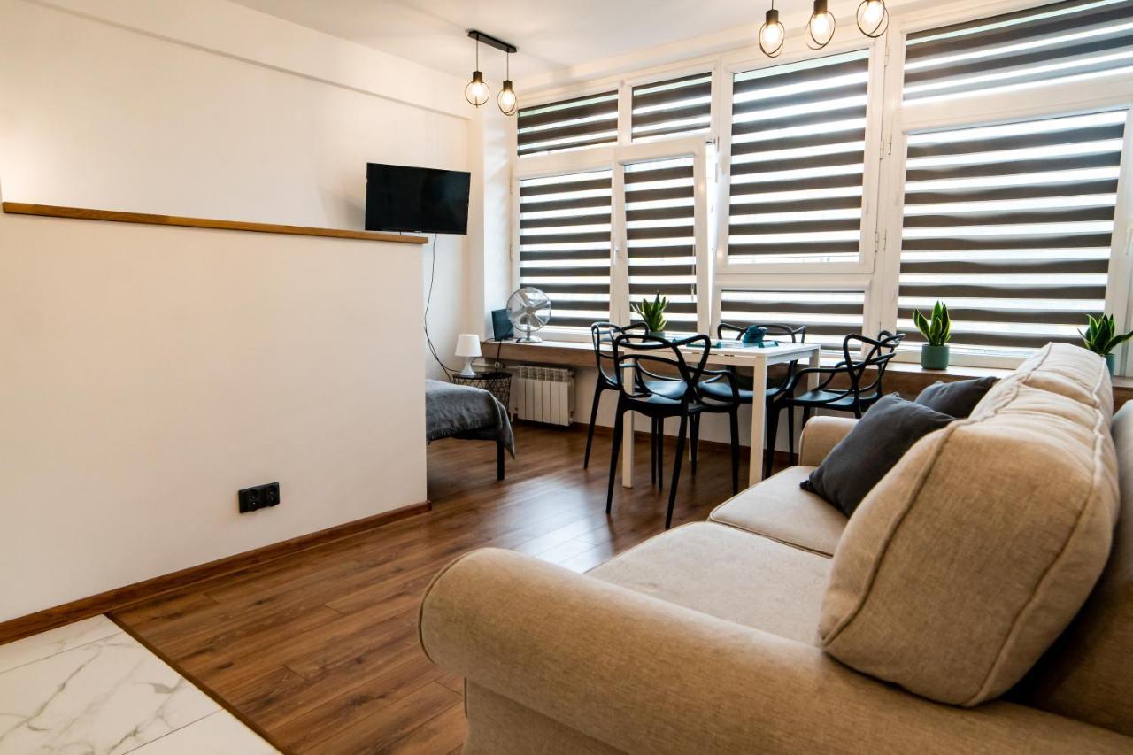 Komfortowy Apartament Scisle Centrum Radom Buitenkant foto